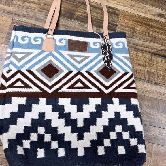 The Casey Cuttinup 5 Star Cowgirl Tote - Image 3